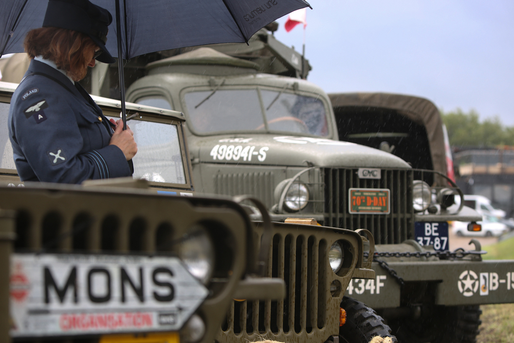 Uroczystość odsłonięcia pomnika generała Stanisława Maczka w Terneuzen – 16 września 2022. Fot. Sławek Kasper (IPN)