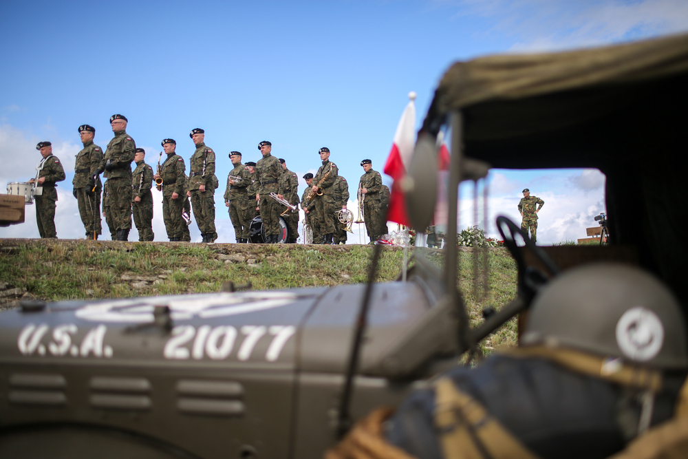 Uroczystość odsłonięcia pomnika generała Stanisława Maczka w Terneuzen – 16 września 2022. Fot. Sławek Kasper (IPN)