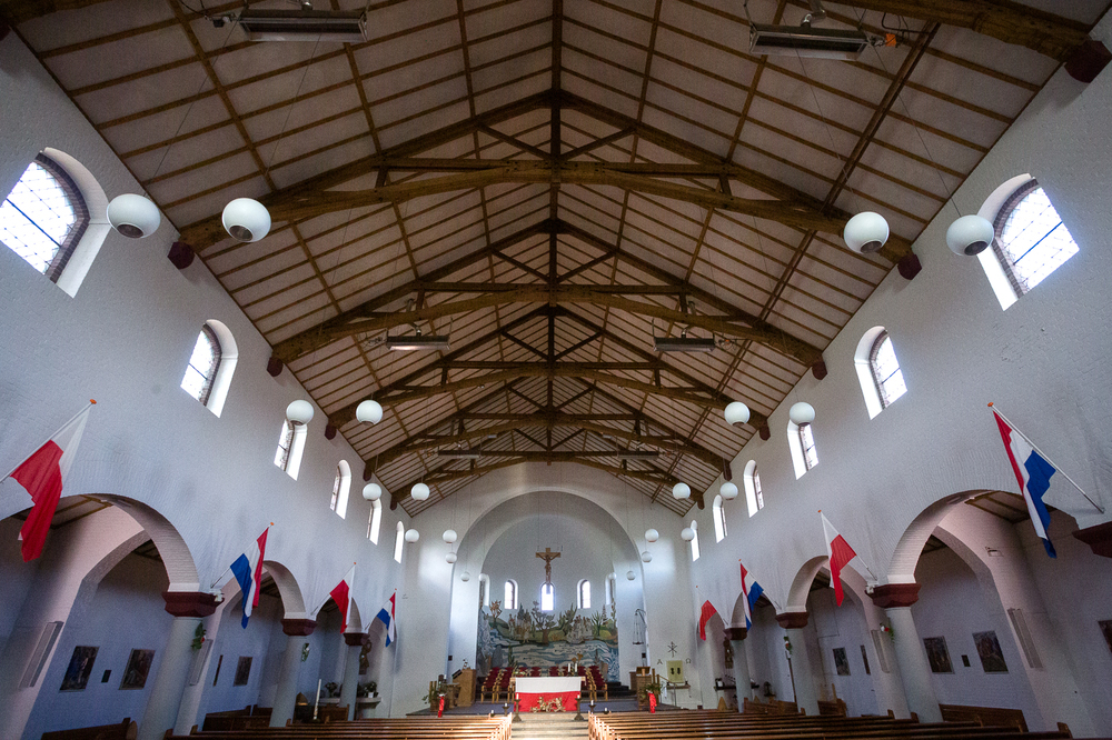 Kościół Najświętszej Marii Panny w Driel i wystawa „Polacy w Driel” – 16 września 2022. Fot. Sławek Kasper (IPN)