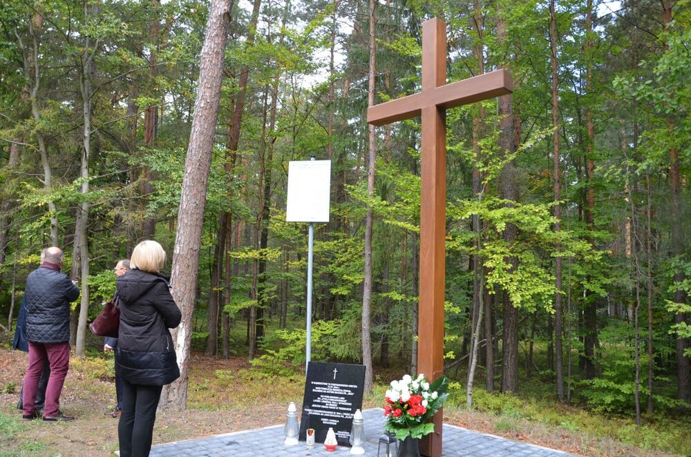 Konferencja prasowa dotycząca poszukiwań mogił ofiar obozu NKWD w Trzebusce – Nienadówka, 19 września 2022. Fot. Katarzyna Gajda-Bator IPN