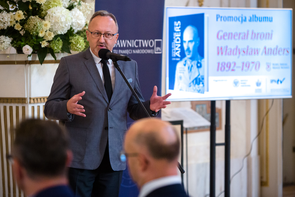 Dyskusja o albumie „Generał broni Władysław Anders 1892–1970. Czyny i pamięć” – Warszawa, 20 września 2022. Fot. Sławek Kasper (IPN)