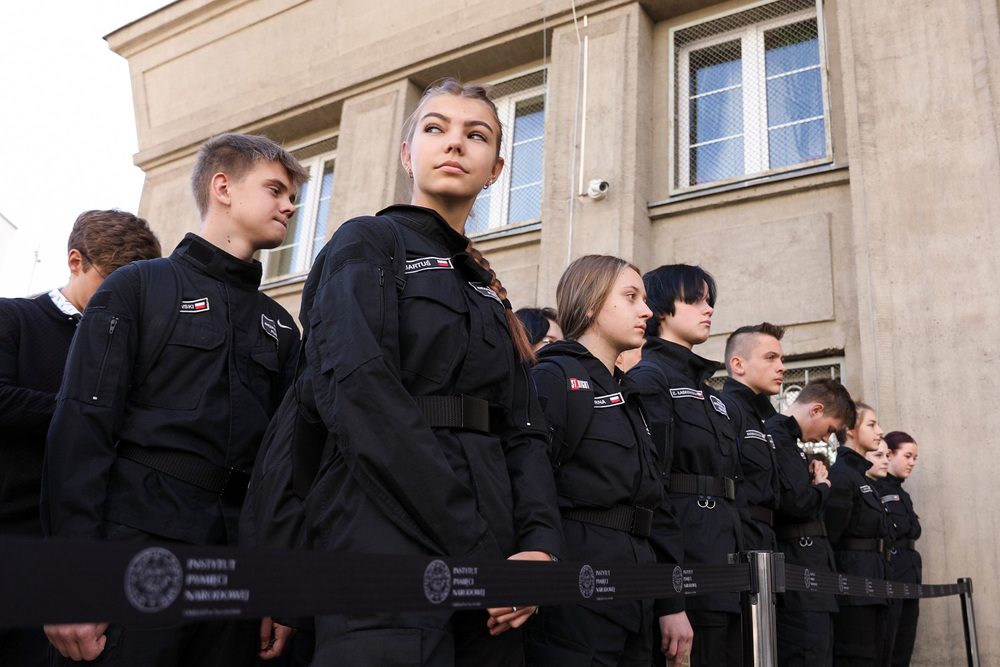 Uroczystość odsłonięcia tablicy upamiętniającej oficerów Oddziału II Sztabu Głównego Wojska Polskiego – Szczecin, 22 września 2022. Fot. Mikołaj Bujak (IPN)