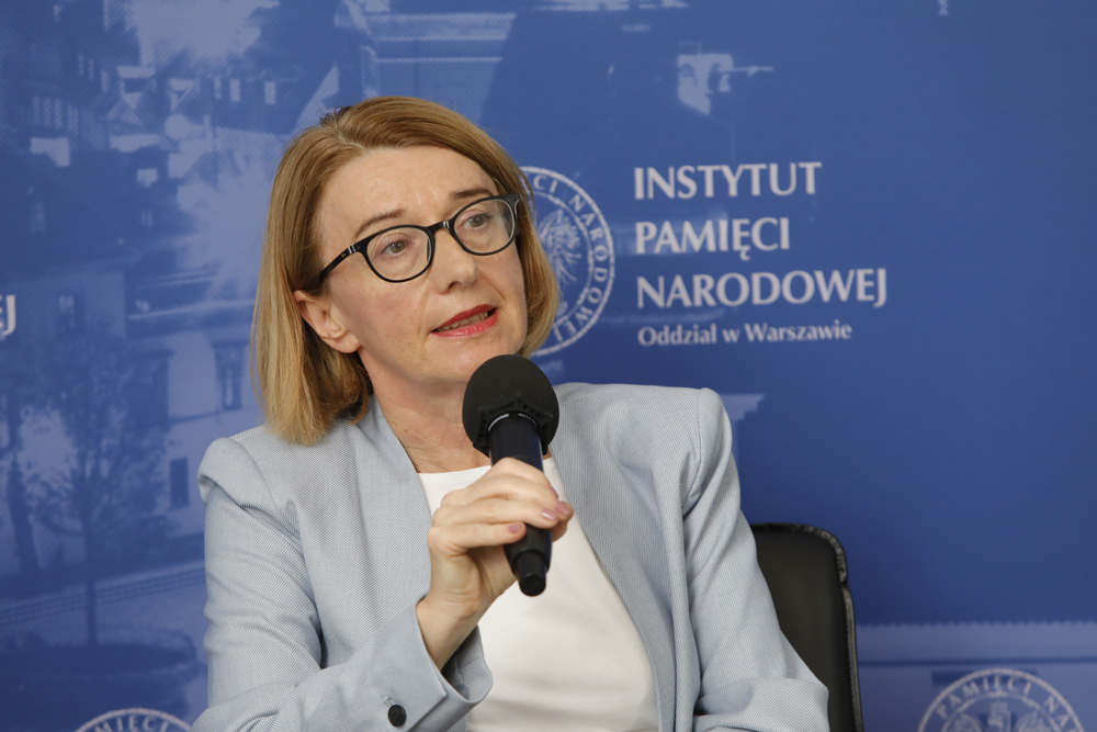 Interdyscyplinarna dyskusja o albumie „Ukradzione dzieciństwo. Edyta Gula. Fot. Piotr Życieński (IPN)