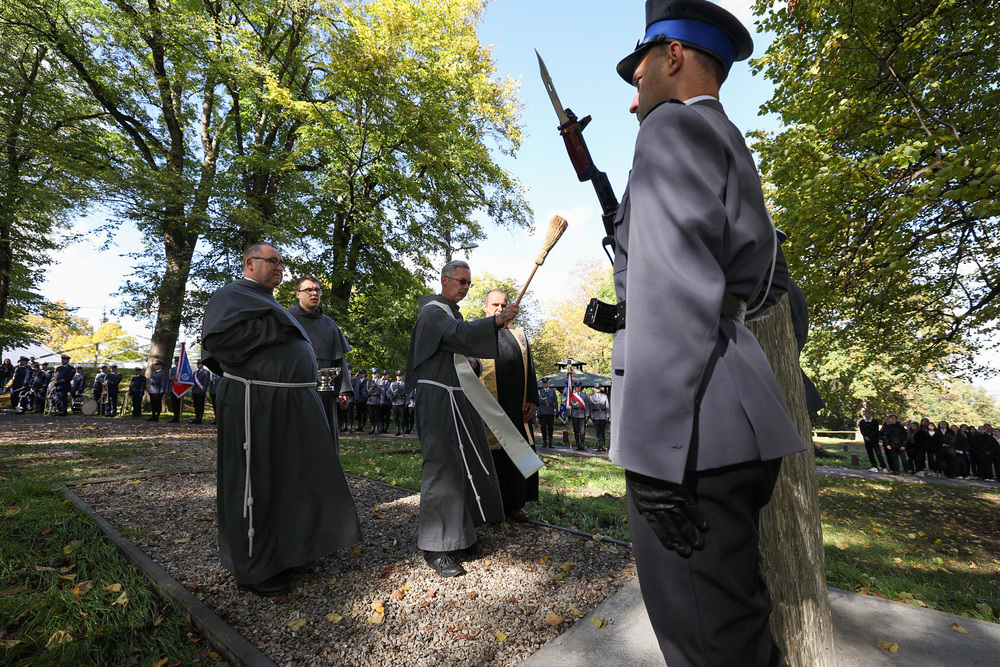 Uroczystości upamiętniające funkcjonariusze Policji Państwowej z Kalwarii Pacławskiej – ofiary zbrodni katyńskiej – Kalwaria Pacławska, 28 września 2022. Fot. Mikołaj Bujak (IPN)