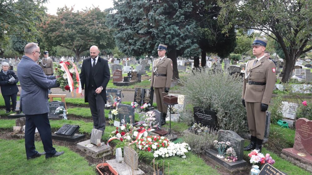 Uroczystości pogrzebowe Marii Grabowskiej z domu Chłusewicz – Londyn, 28 września 2022. Fot. Adam Siwek (IPN)