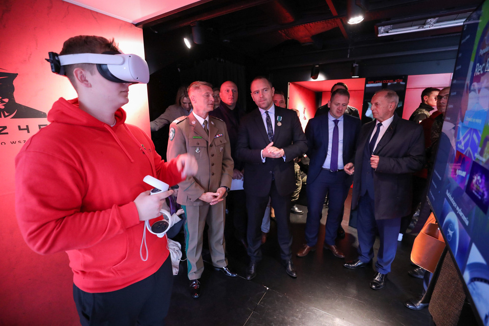 Zwiedzanie wystawy „Gra Szyfrów” – Chełm, 29 września 2022. Fot. Mikołaj Bujak (IPN)