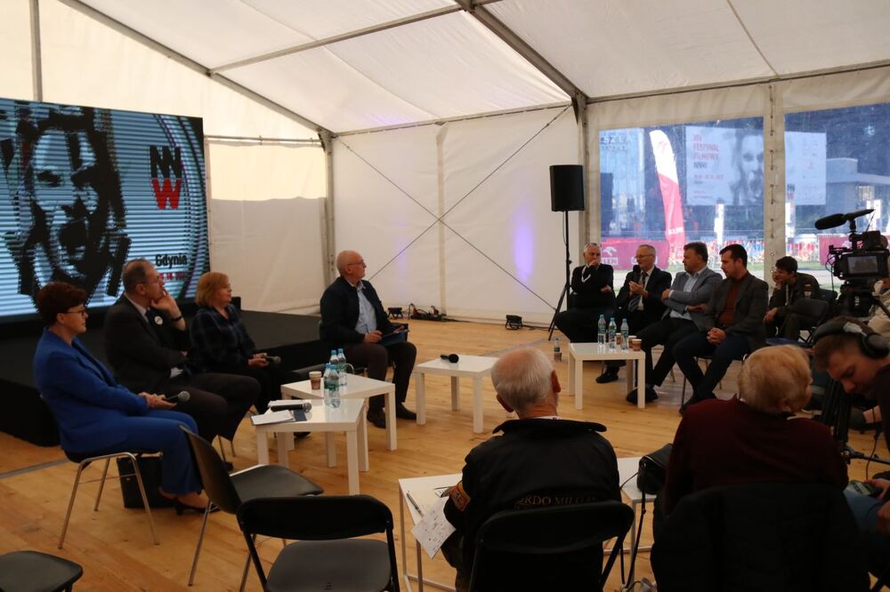 Dyskusja „Jak przekonać innych, że historia to nasza przyszłość?” – Gdynia, 29 września 2022