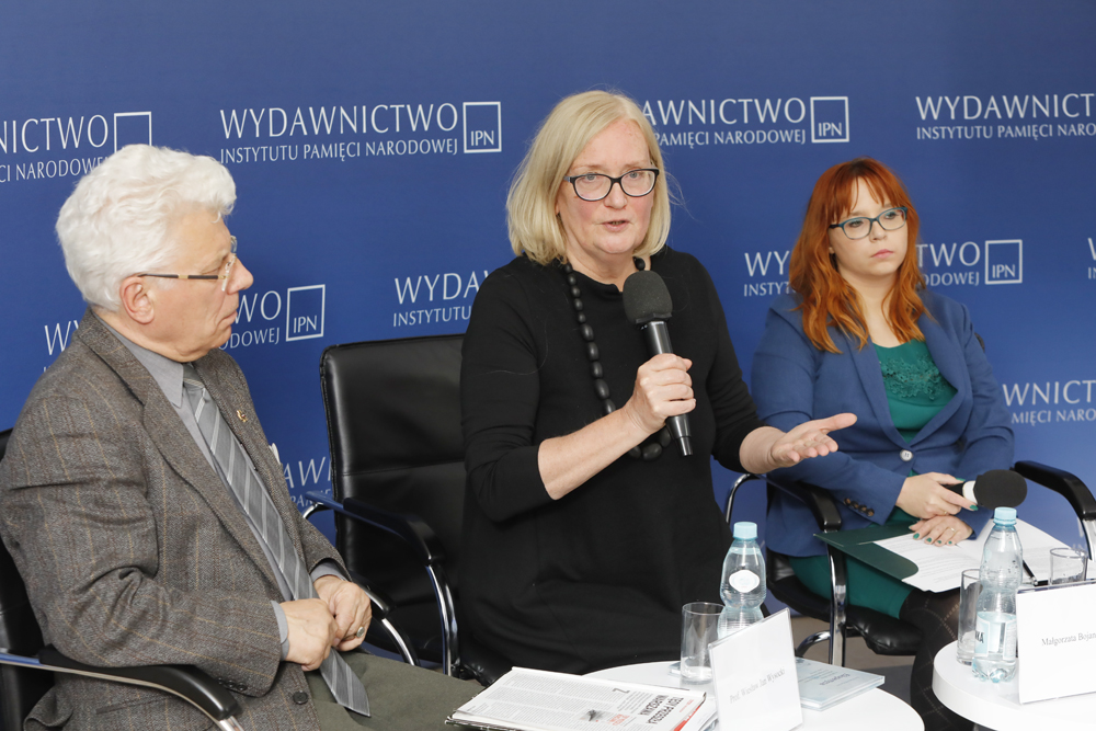 Promocja książki Marii Zimy-Marjańskiej „Ekspertyza w sprawie obozu przejściowego w Pruszkowie (Durchgangslager 121 Pruszków) i jego statusu” – Warszawa, 3 października 2022. Fot. Piotr Życieński (IPN)