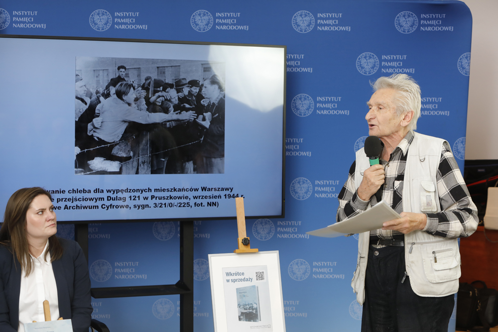 Promocja książki Marii Zimy-Marjańskiej „Ekspertyza w sprawie obozu przejściowego w Pruszkowie (Durchgangslager 121 Pruszków) i jego statusu” – Warszawa, 3 października 2022. Fot. Piotr Życieński (IPN)