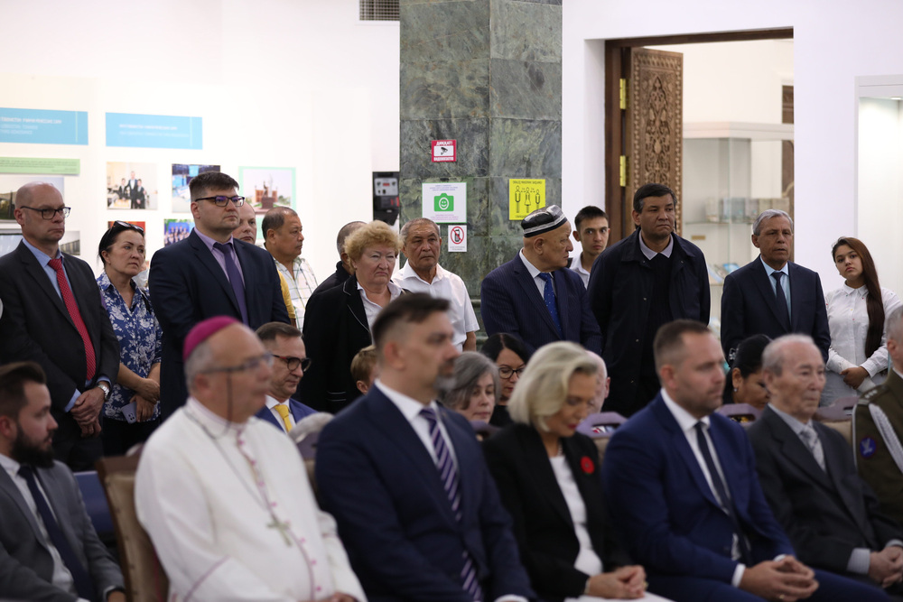 Otwarcie wystawy IPN „Szlaki Nadziei. Odyseja Wolności” w Uzbekistanie – Taszkent, 4 października 2022. Fot. Mikołaj Bujak (IPN)