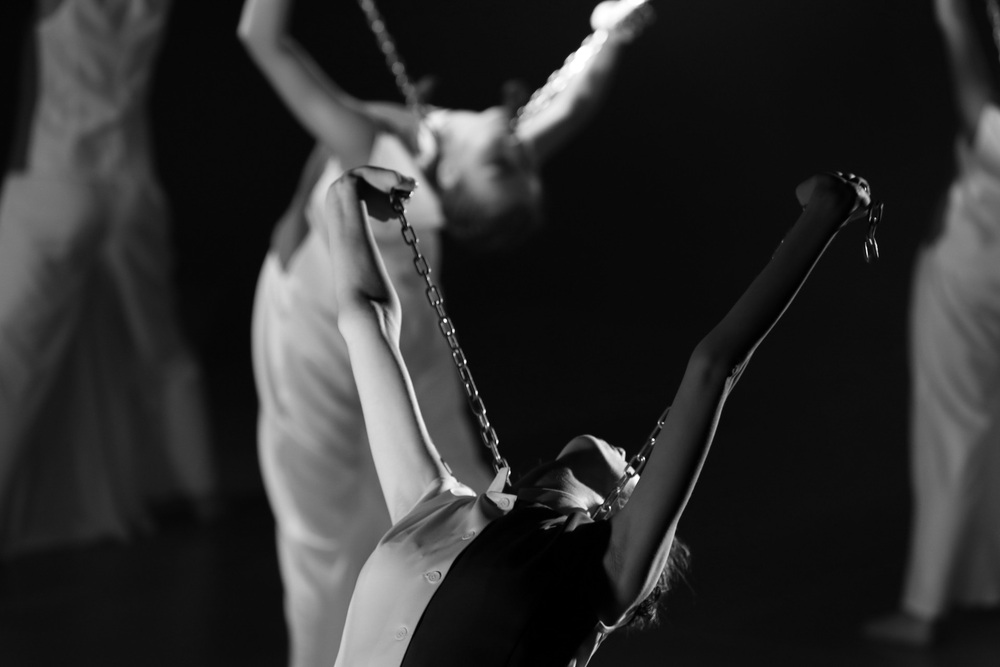 Spektakl w teatrze Ilkhom w Taszkencie – 4 października 2022. Fot. Mikołaj Bujak (IPN)