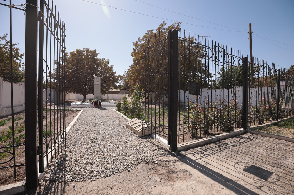 Uroczystości na Polskim Cmentarzu Wojennym w Kitob (Uzbekistan) – 5 października 2022. Fot. Mikołaj Bujak (IPN)