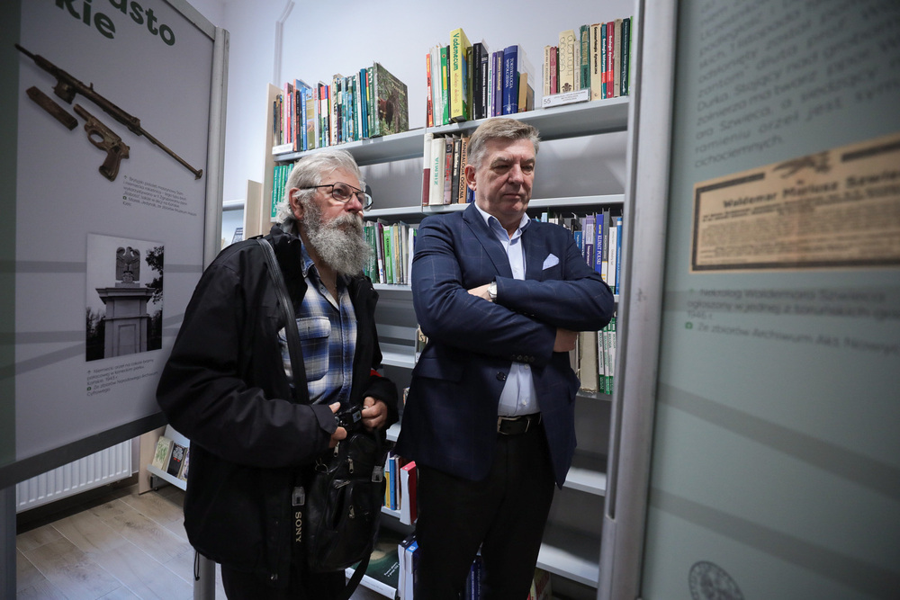 Wernisaż wystawy „Waldemar Szwiec »Robot«” –  Końskie (woj. świętokrzyskie), 11 października 2022. Fot. Mikołaj Bujak (IPN)