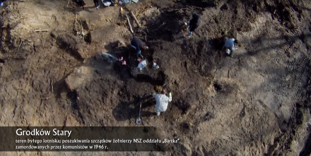 Ekshumacje żołnierzy NSZ w Grodkowie Starym