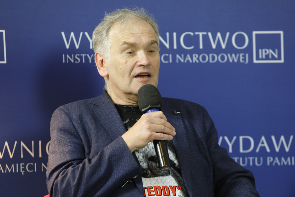 Piotr Zaremba, prowadzący dyskusję o książce Jarosława Pałki „Polskie wojska operacyjne w Układzie Warszawskim” – Warszawa, 12 października 2022. Fot. Piotr Życieński (IPN)