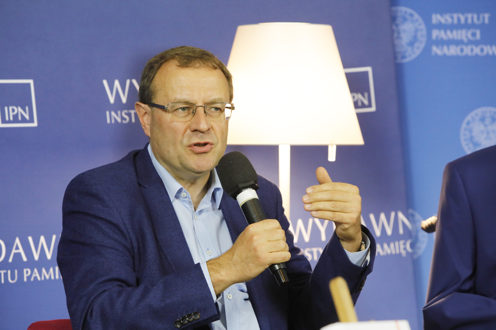 Prof. dr hab. Antoni Dudek. Dyskusja o książce Jarosława Pałki „Polskie wojska operacyjne w Układzie Warszawskim” – Warszawa, 12 października 2022. Fot. Piotr Życieński (IPN)