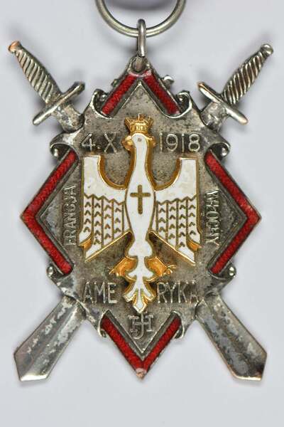 Odznaka pamiątkowa Miecze Hallerowskie przyznawana żołnierzom Armii Polskiej (zasób IPN)