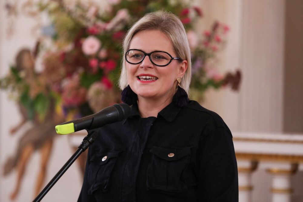 Marianna Otmianowska, wicedyrektor Muzeum Łazienki Królewskie, podczas gali wręczenia nagrody Instytutu Pamięci Narodowej „Świadek Historii” osobom i organizacjom spoza Polski – Warszawa, 25 października 2022. Fot. Mikołaj Bujak (IPN)