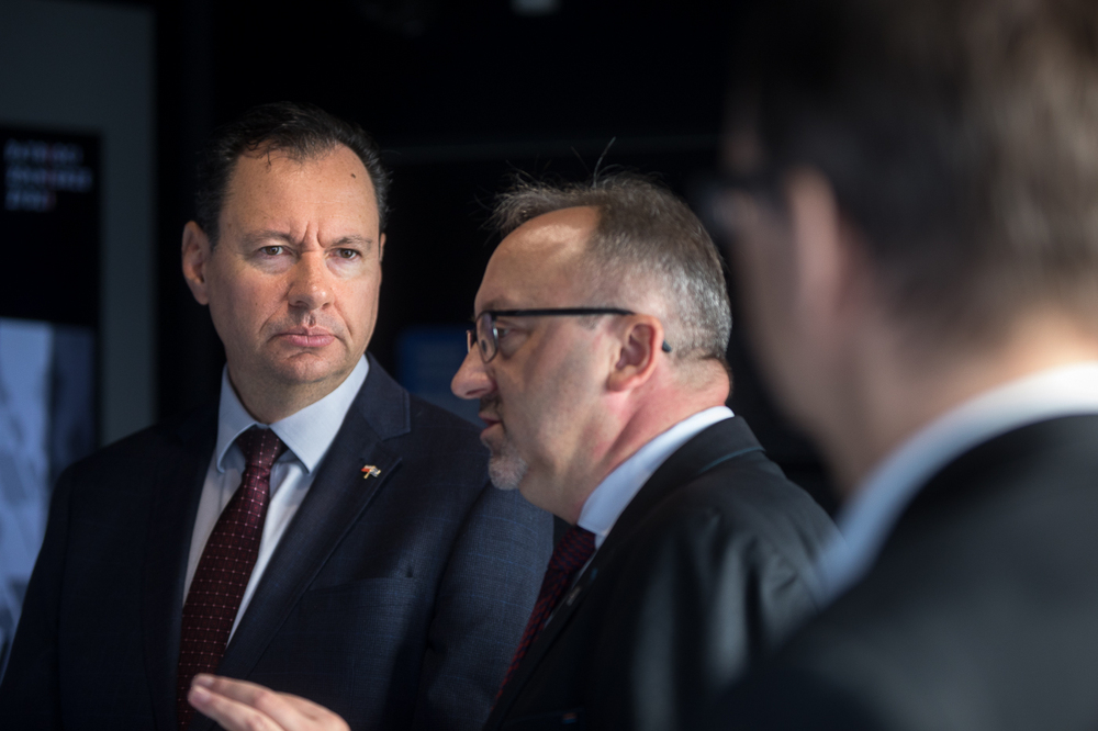 Wystawę multimedialną IPN „Patrioci. Żołnierze. Żydzi” zwiedził Yacov Livne, ambasador Izraela w Polsce – Warszawa, 28 października 2022. Fot. Sławek Kasper (IPN)