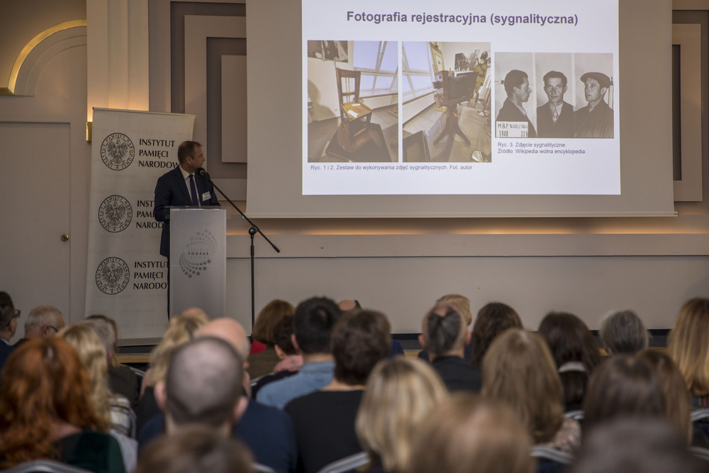 Konferencja naukowa: „Okres przydatności. Fotografia jako surowiec i narzędzie w działalności instytucji” – Warszawa, 27 października 2022. Fot. IPN