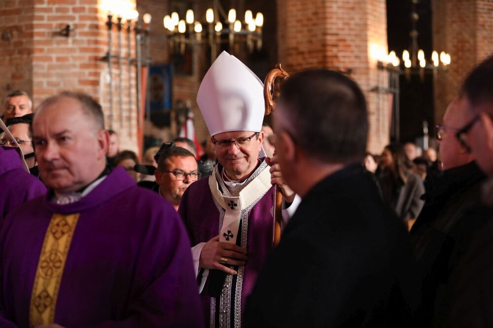 Pożegnanie obrońców Westerplatte w bazylice św. Brygidy w Gdańsku – 4 listopada 2022. Fot. Mikołaj Bujak (IPN)