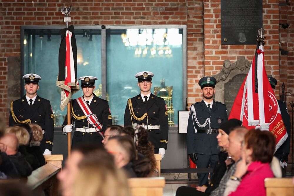 Pożegnanie obrońców Westerplatte w bazylice św. Brygidy w Gdańsku – 4 listopada 2022. Fot. Mikołaj Bujak (IPN)