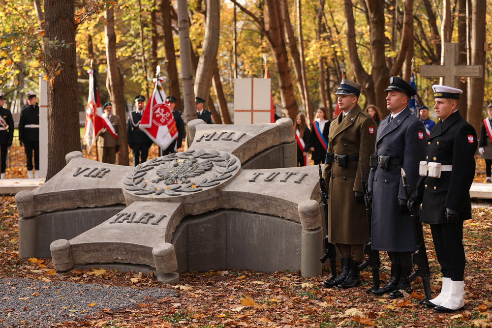 Uroczystości pogrzebowe obrońców Westerplatte – 4 listopada 2022. Fot. Mikołaj Bujak (IPN)