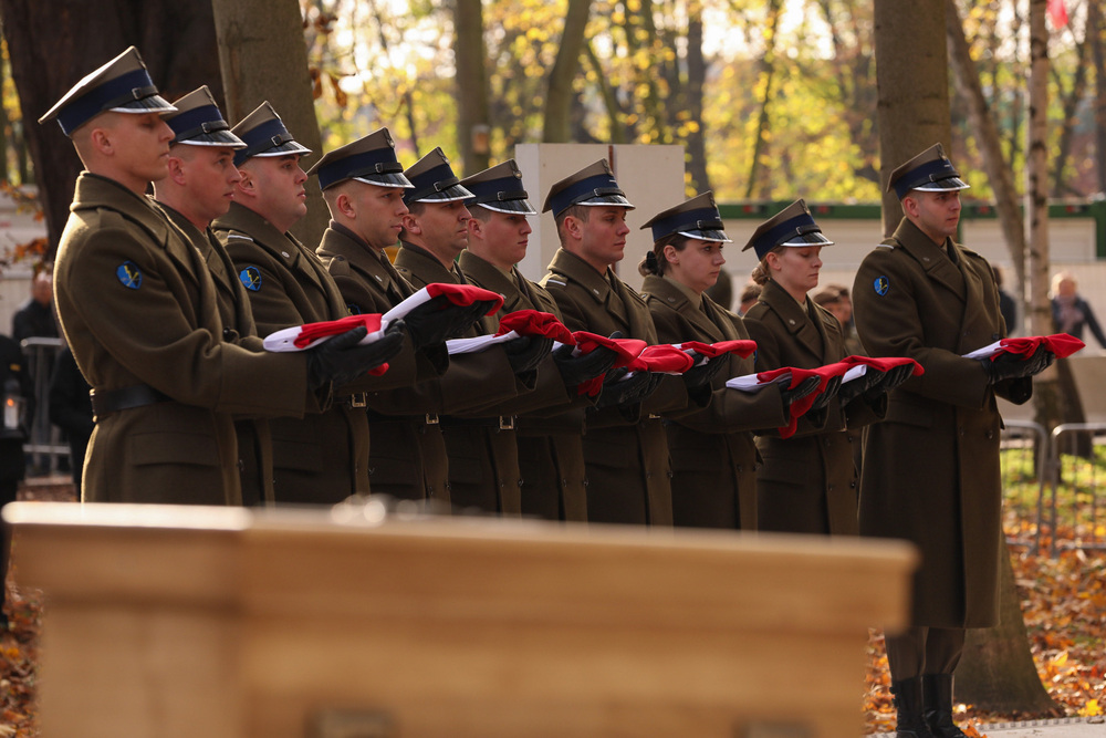 Uroczystości pogrzebowe obrońców Westerplatte – 4 listopada 2022. Fot. Mikołaj Bujak (IPN)
