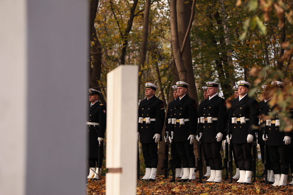 Uroczystości pogrzebowe obrońców Westerplatte – 4 listopada 2022. Fot. Mikołaj Bujak (IPN)