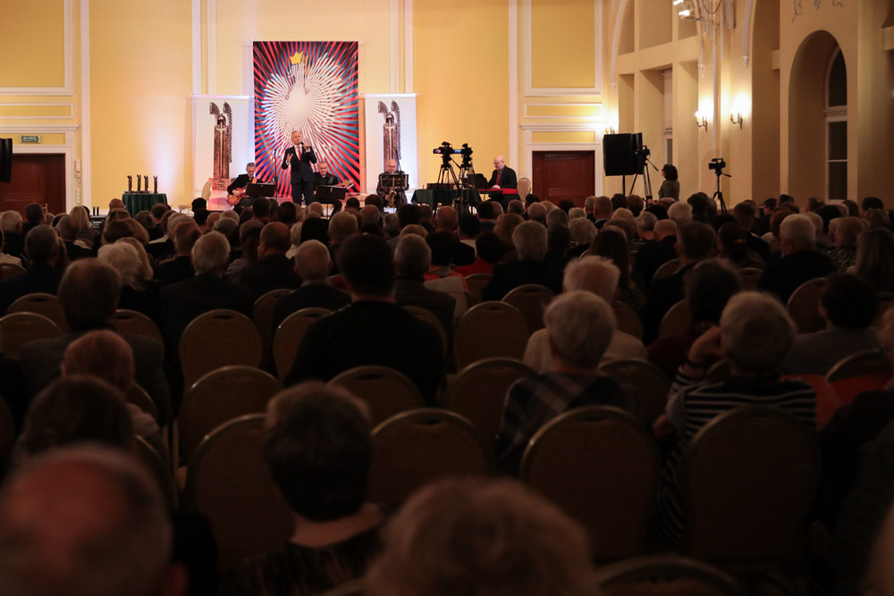 Gala wręczenia nagród „Żeby Polska była Polską” Fundacji Jana Pietrzaka – Warszawa, 6 listopada 2022. Fot. Mikołaj Bujak (IPN)