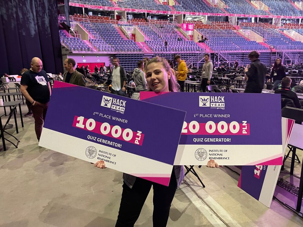 Instytut Pamięci Narodowej na największym w Europie hackatonie HackYeah 2022 w Krakowie. Na zdj. Adrianna Paradowska, zastępca dyrektora Biura Nowych Technologii IPN –19–20 listopada 2022. Fot. IPN