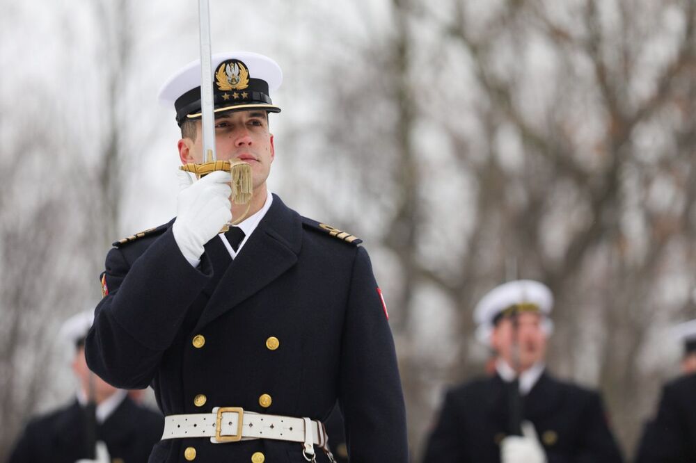 Uroczystości upamiętniające polskich marynarzy – ofiary komunistycznych represji – na Cmentarzu Marynarki Wojennej w Gdyni – 16 grudnia 2022. Fot. Mikołaj Bujak (IPN)