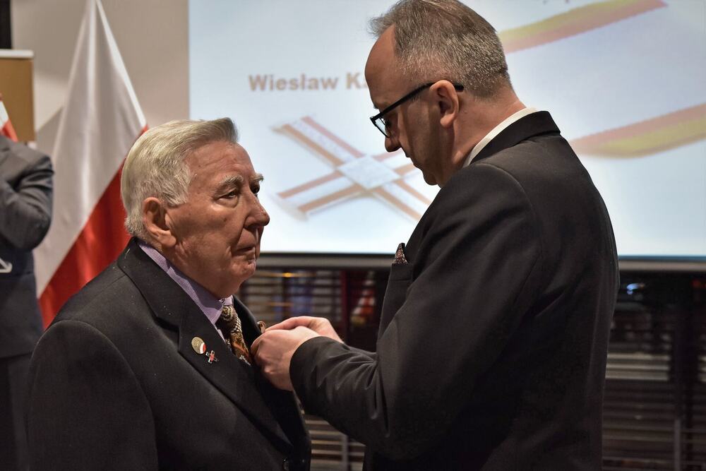 Uroczystość wręczenia Krzyży Wolności i Solidarności – Szczecin, 16 grudnia 2022. Fot. Marcin Manowski (IPN)