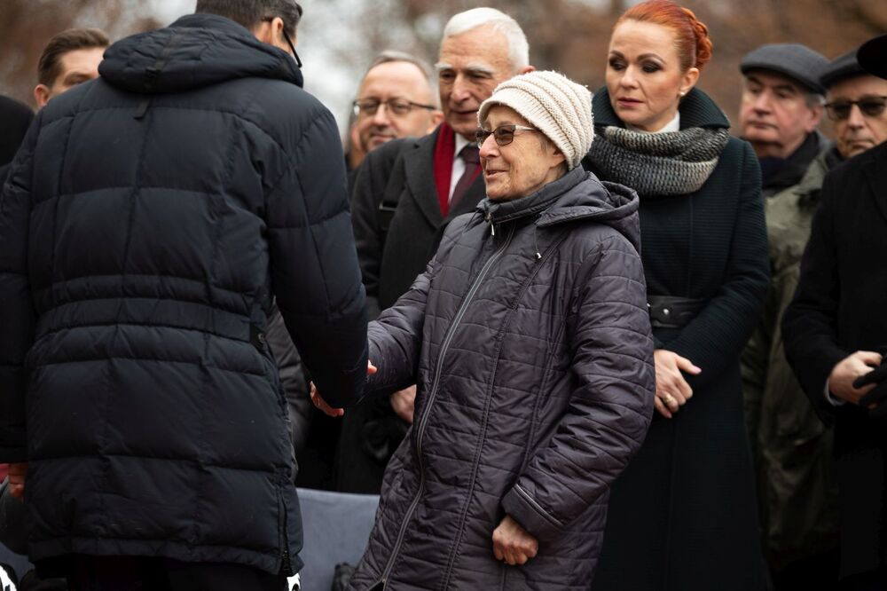 Odsłonięcie pomnika premiera Jana Olszewskiego – Warszawa, 21 grudnia 2022. Fot. Mikołaj Bujak (IPN)