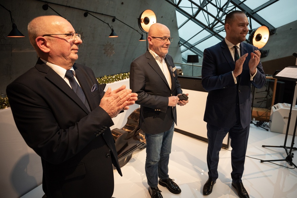 Uroczystość wręczenia medali „Reipublicae Memoriae Meritum” – Gdańsk, 22 grudnia 2022. Fot. Mikołaj Bujak (IPN)