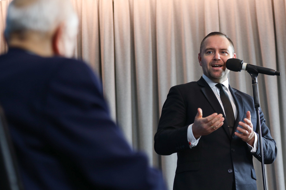 Dr Karol Nawrocki otwierający spotkanie „Orły Górskiego i nie tylko” z cyklu „Tytani sportu” – Warszawa, 16 stycznia 2023. Fot. Mikołaj Bujak (IPN)