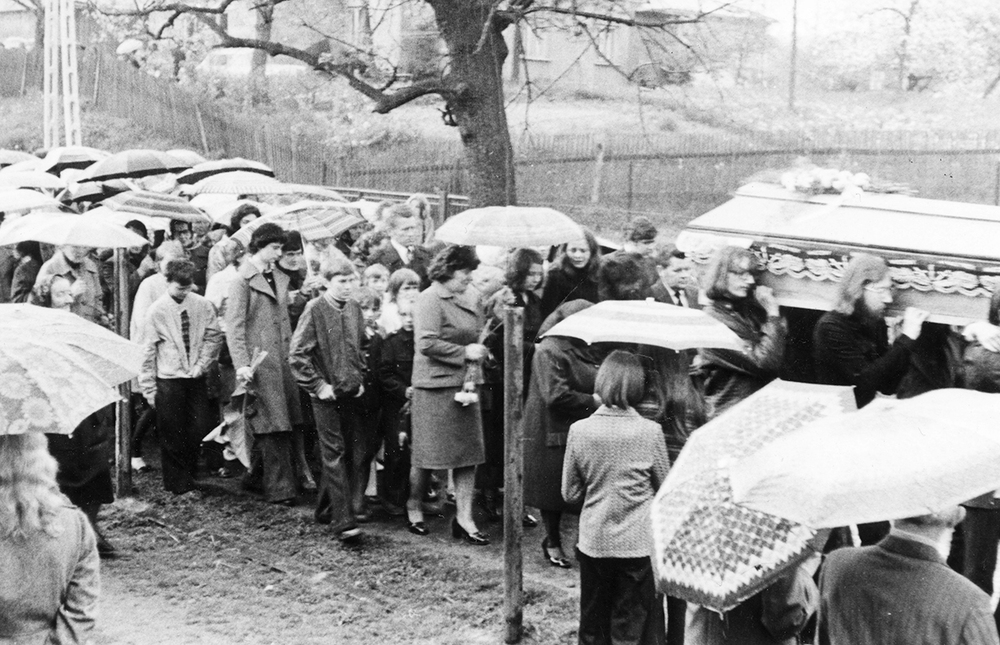 Pogrzeb Stanisława Pyjasa – fotografie z Archiwum IPN