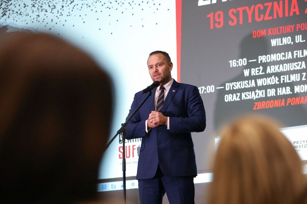 Prezes IPN dr Karol Nawrocki podczas spotkania w Domu Kultury Polskiej w Wilnie w ramach „Przystanku Historia IPN Wilno” – 19 stycznia 2023. Fot. Mikołaj Bujak (IPN)