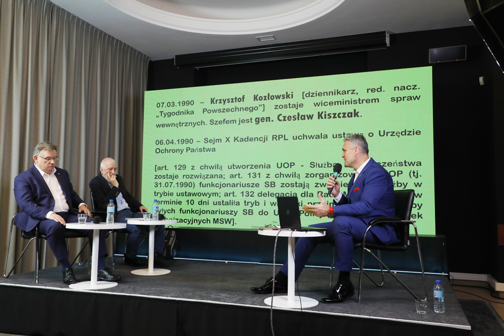 „Czy bezpieka kontrolowała proces weryfikacji funkcjonariuszy SB w 1990 roku?” z cyklu „Tajemnice bezpieki” – Warszawa, 23 stycznia 2023. Fot. Piotr Życieński (IPN)