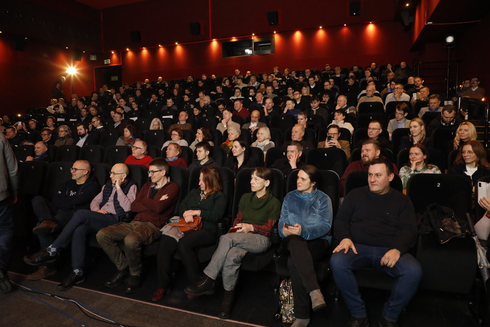 Dyskusja „Aktualność myśli Józefa Mackiewicza” po pokazie filmu „Czarny sufit” – Warszawa, 30 stycznia 2023. Fot. Piotr Życieński (IPN)