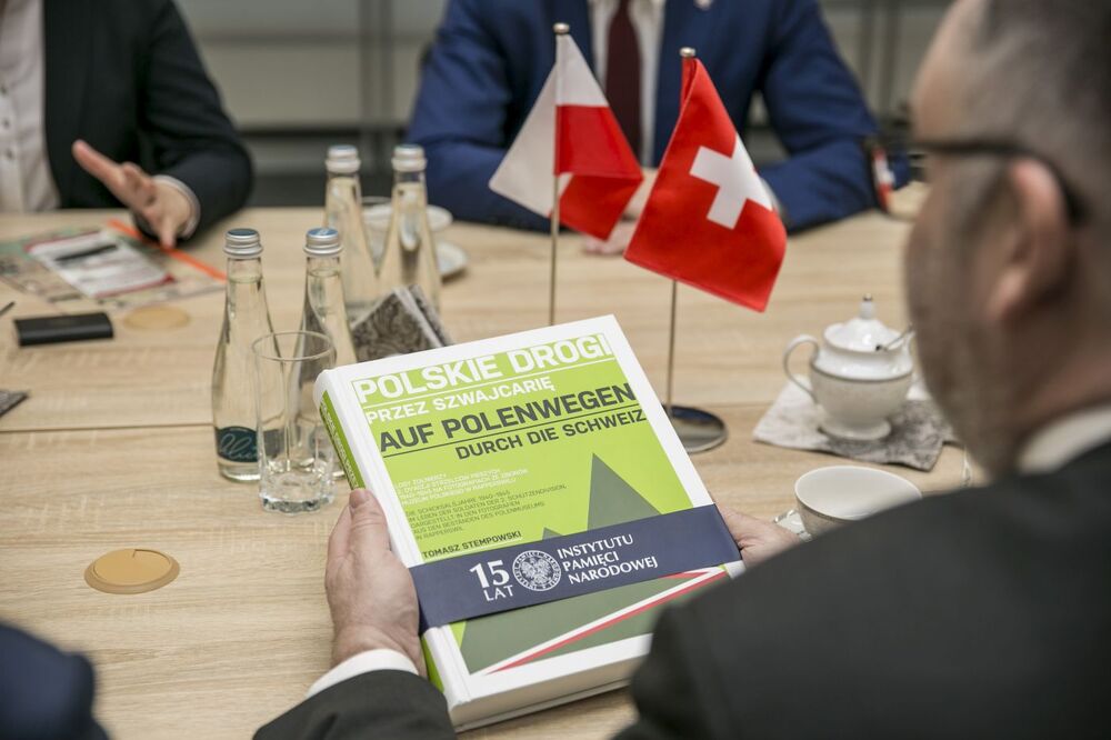 Wizyta szwajcarskich dyplomatów w Archiwum IPN – Warszawa, 3 lutego 2023. Fot. Katarzyna Adamów (IPN)