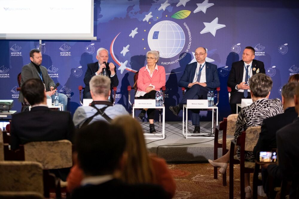 Przedstawiciele IPN na VIII Europejskim Kongresie Samorządów – Mikołajki, 7 marca 2023. Fot. Mikołaj Bujak (IPN)