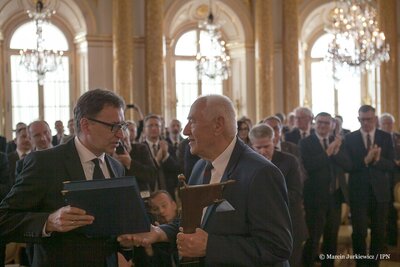 Uroczystość wręczenia nagród "Kustosz Pamięci Narodowej" – 26.05.17 (Fot. Marcin Jurkiewicz/IPN)