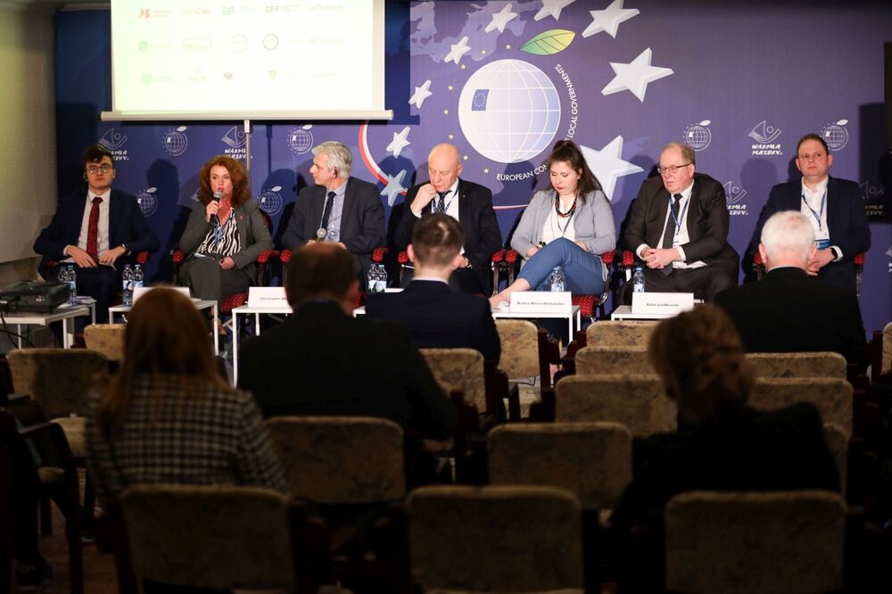 Przedstawiciele IPN na VIII Europejskim Kongresie Samorządów – Mikołajki, 7 marca 2023. Fot. Mikołaj Bujak (IPN)