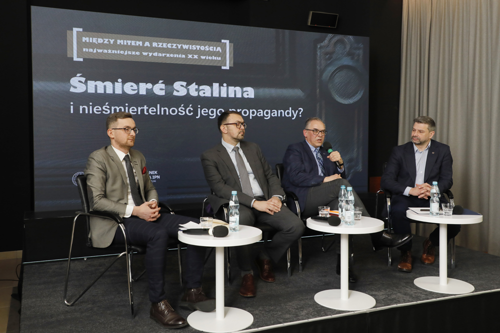 Spotkanie „Śmierć Stalina i nieśmiertelność jego propagandy?” z cyklu „Między mitem a rzeczywistością – najważniejsze wydarzenia XX wieku” – 15 marca 2023. Fot. Piotr Życieński (IPN)