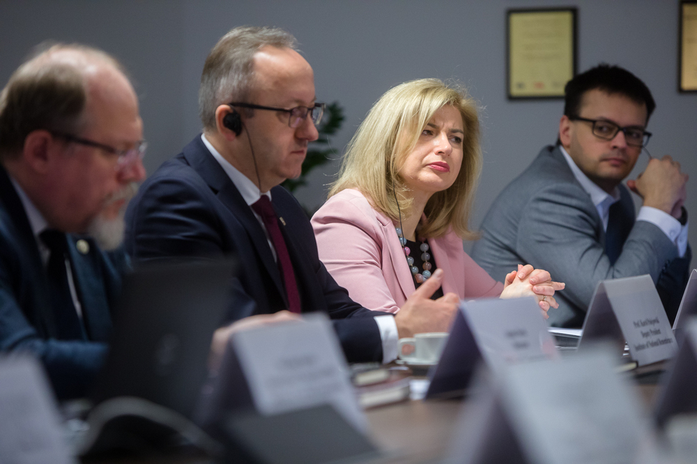 Przedstawiciele rządu i dyplomacji Państwa Palestyny z wizytą w Instytucie Pamięci Narodowej  – 17 marca 2023. Fot. Sławek Kasper (IPN)