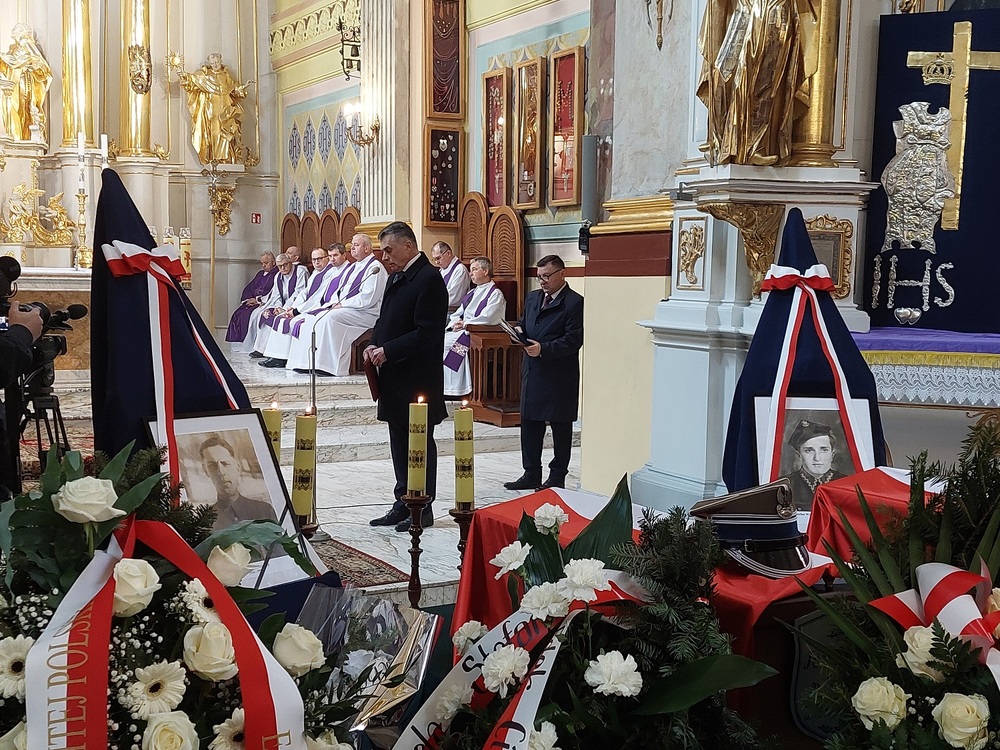 Uroczysty pogrzeb Józefa Kłysia i Stefana Wojciechowskiego – 20 marca 2023. Fot. Ewa Tylus (IPN)