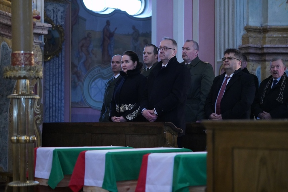 Pogrzeb żołnierzy węgierskich – Kobyłka, 23 marca 2023. Fot. Mateusz Niegowski (IPN)