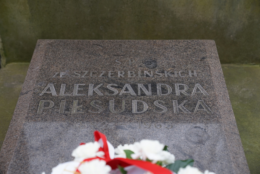 Uroczystość przy grobie Aleksandry Piłsudskiej – Warszawa, 30 marca 2023. Fot. Łukasz Figurowski (UDSKIOR)