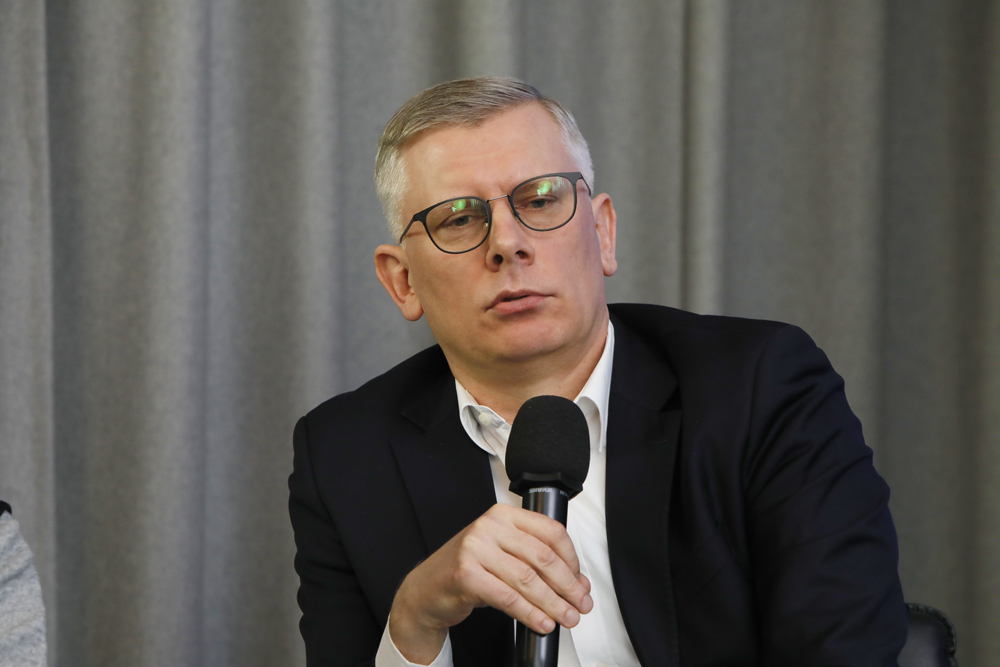 „Rozkaz zabić księdza! – polityczne zabójstwo ks. Franciszka Blachnickiego” – spotkanie z cyklu „Tajemnice bezpieki”. Na zdj. dr hab. Sławomir Cenckiewicz – 31 marca 2023. Fot. Piotr Życieński (IPN)